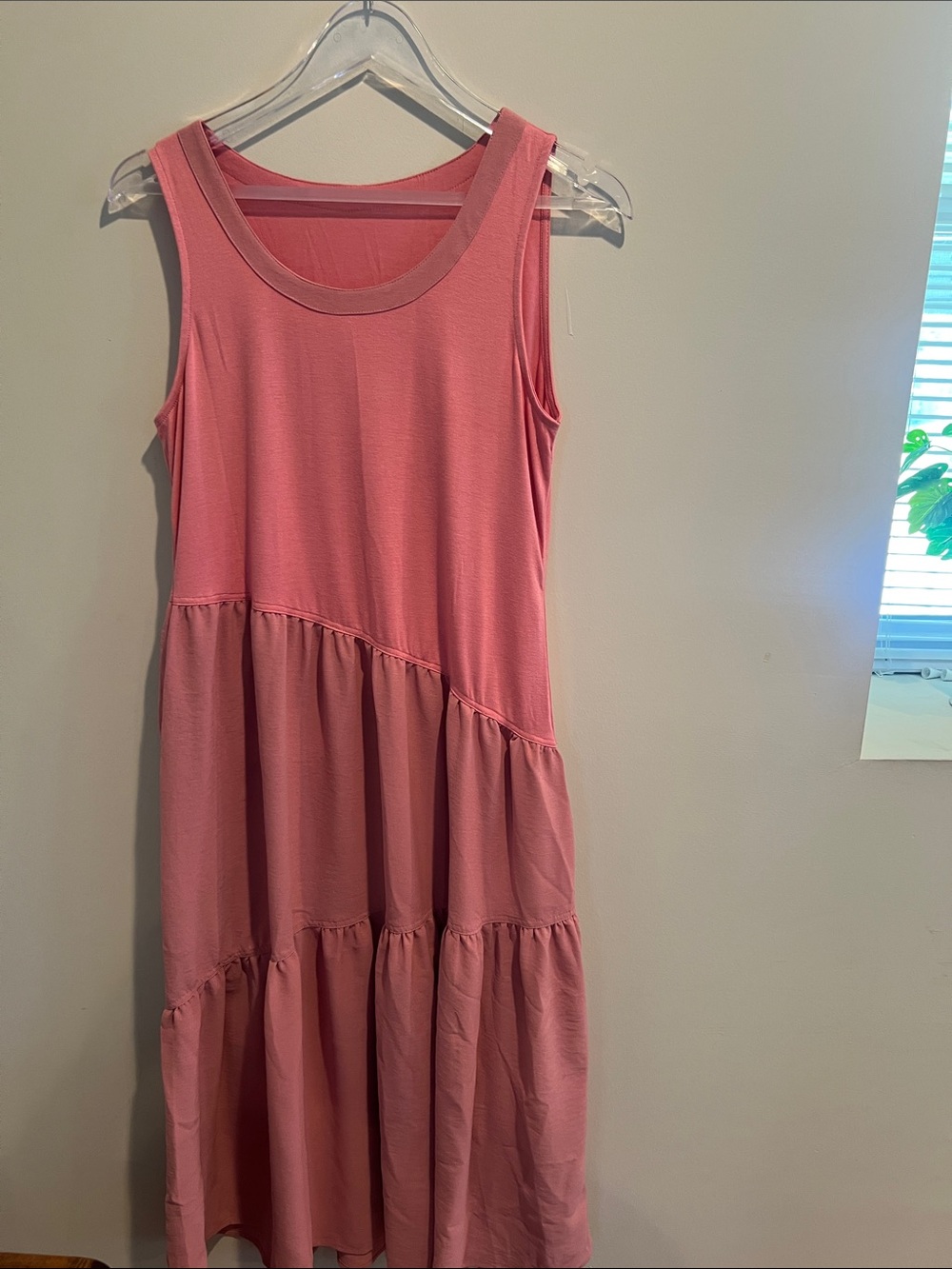 Sleeveless Pink Tiered Midi Dress